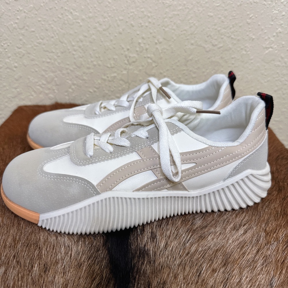 Women's Neutral Beige and White Fashion Sneakers